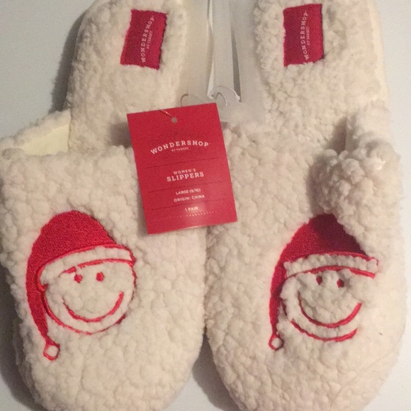 Smiling Face Santa's Slippers - Picture 1 of 2